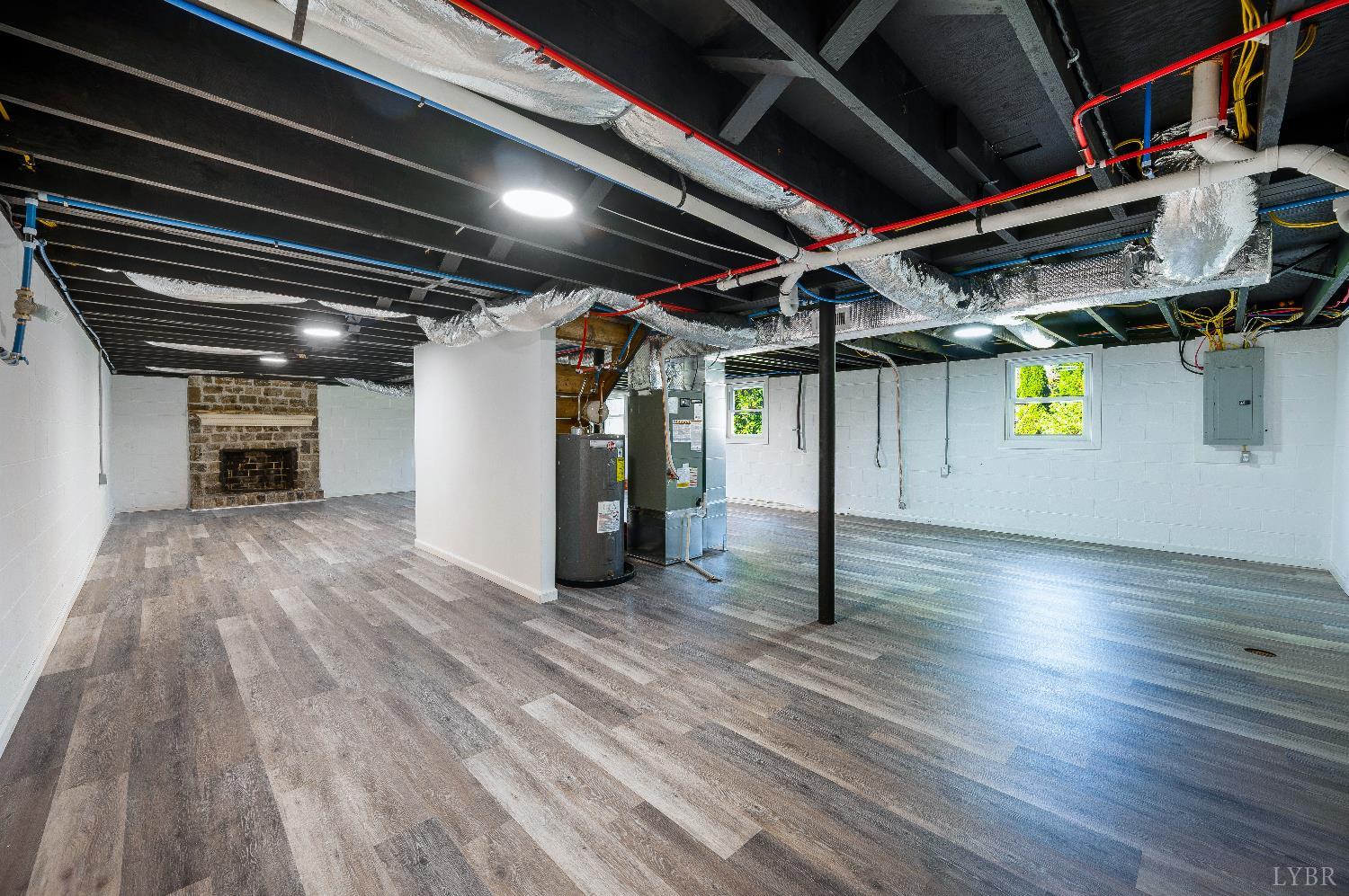333 North Main Street Amherst, VA 24521 - Photo 32 of 56 a view of empty room with wooden floor