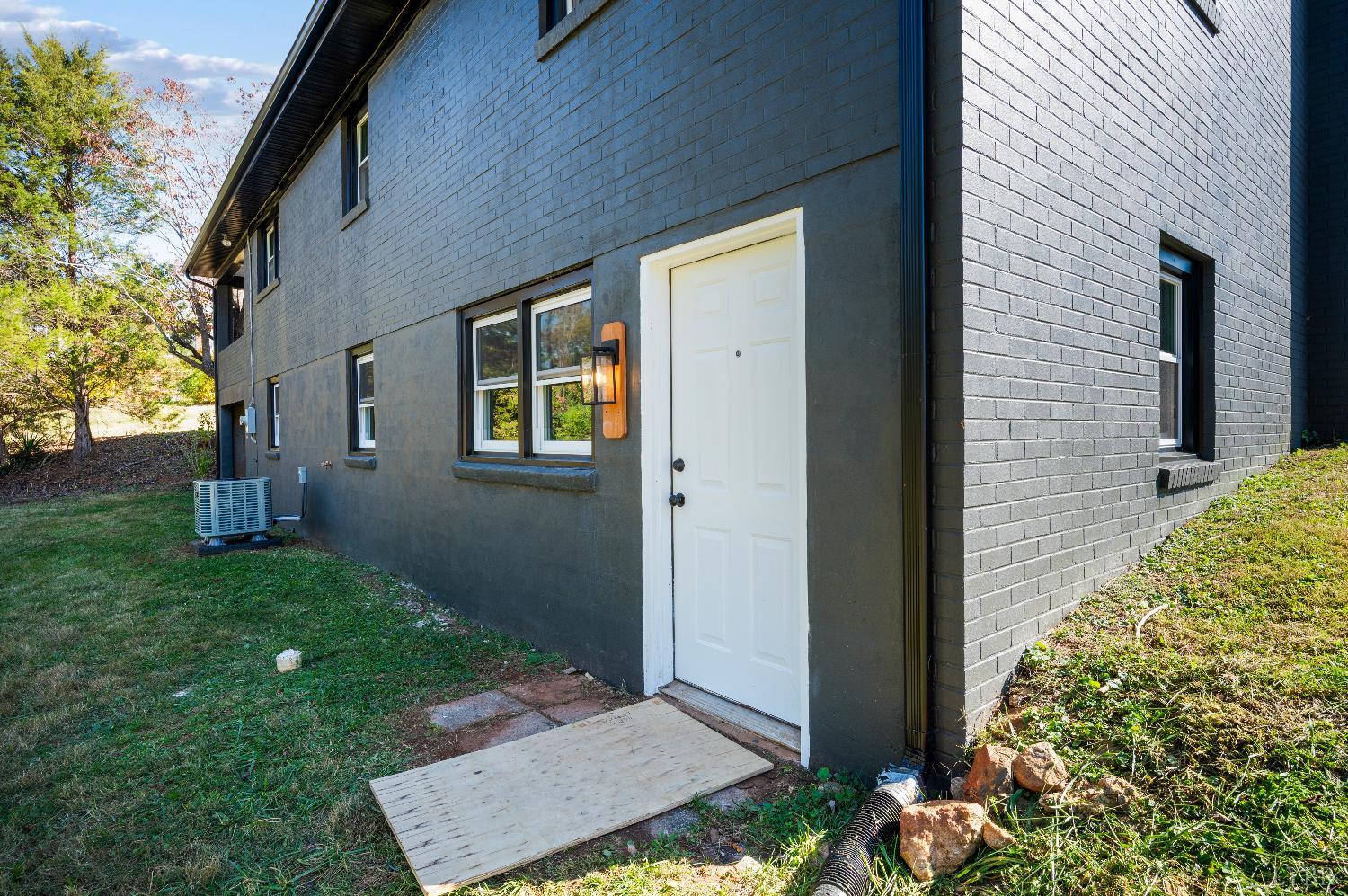 333 North Main Street Amherst, VA 24521 - Photo 38 of 56