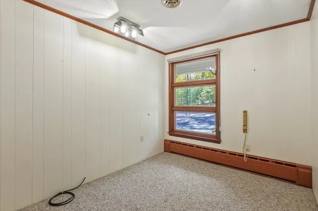 a view of empty room with window