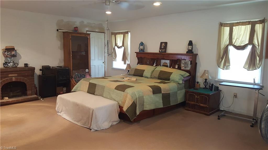 1825 Payne Road Graham, NC 27253 - Photo 5 of 13 Gallery Image 5