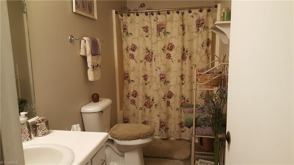 1825 Payne Road Graham, NC 27253 - Photo 8 of 13 Gallery Image 8