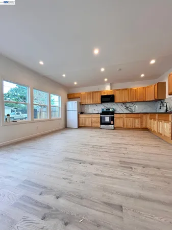 $2,700 | 213 East Ruby Street, Oakley, CA 94561