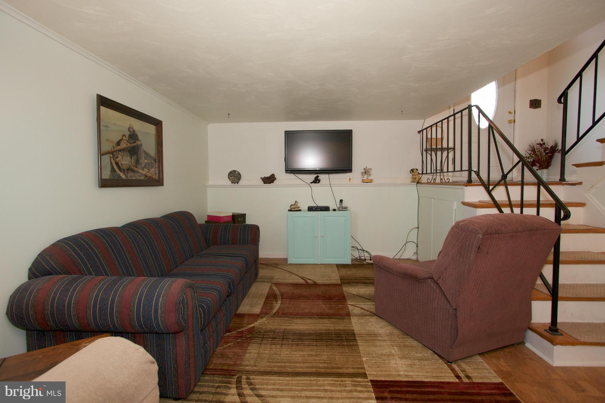 622 Banyan Road Edgewood, MD 21040 - Photo 18 of 27 Family Room