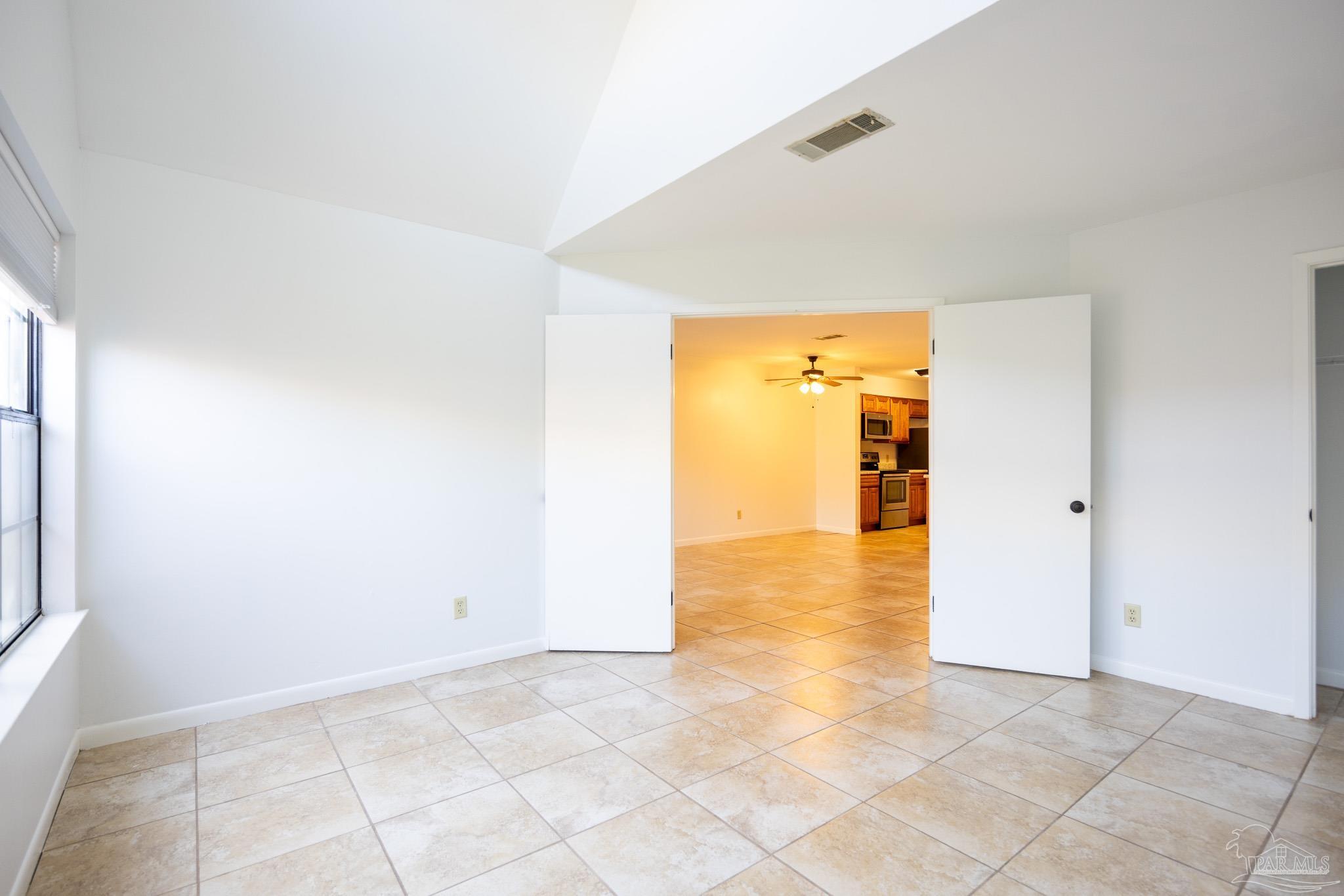 7150 Plantation Road, Unit 312 Pensacola, FL 32504 - Photo 5 of 14