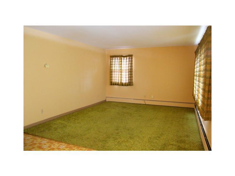 2413 Turner Road Auburn, ME 04210 - Photo 11 of 20 Living Room.