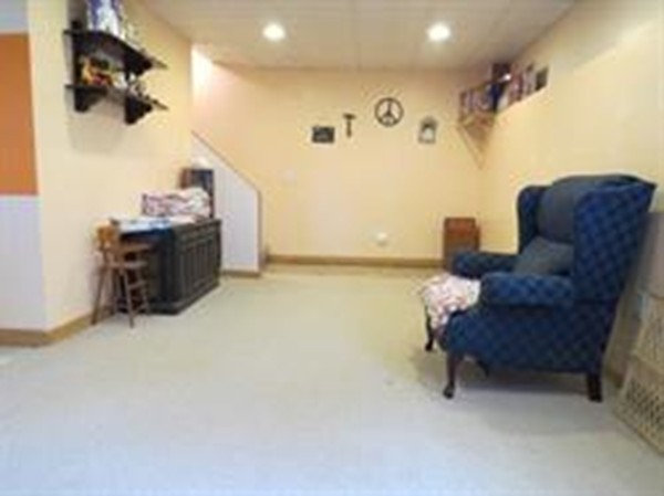 21 Brandon Road Haverhill, MA 01832 - Photo 16 of 25 Gallery Image 16