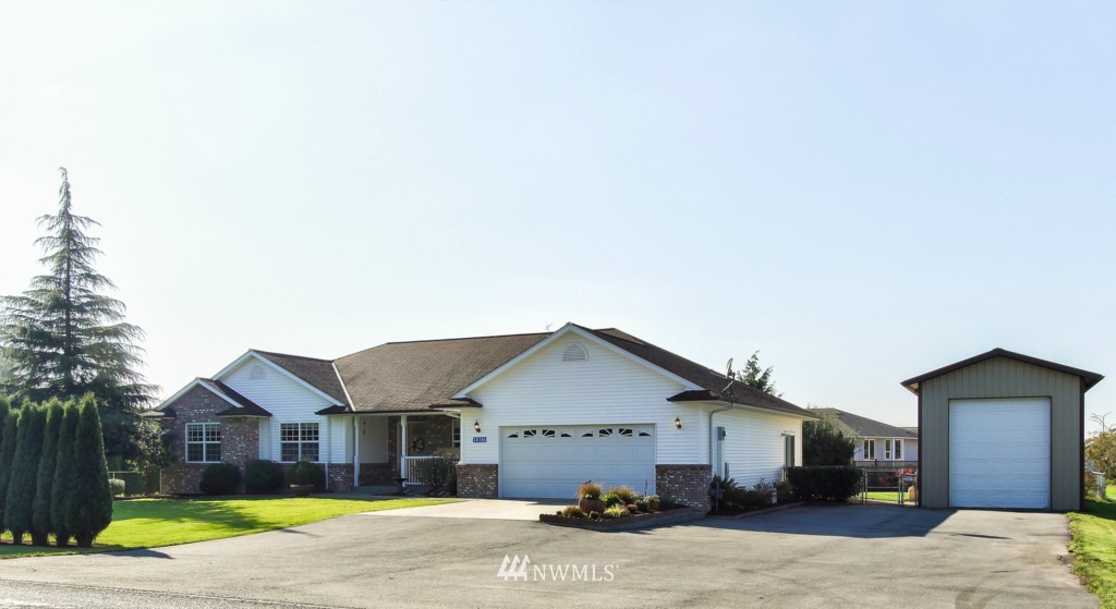 14106 Avon Allen Road Mount Vernon, WA 98273 - Photo 2 of 25
