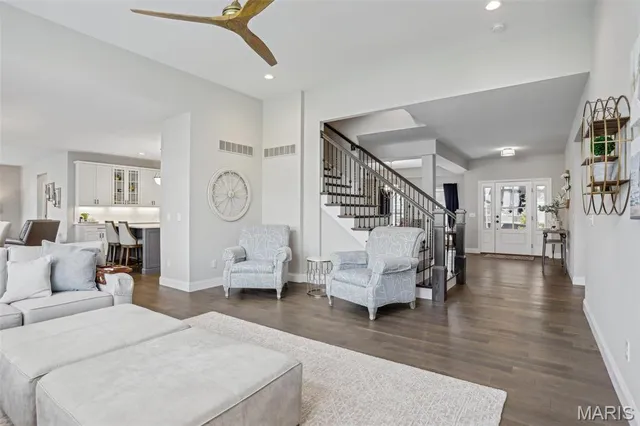 $859,900 | 322 Royal Dornoch Court, Dardenne Prairie, MO 63368