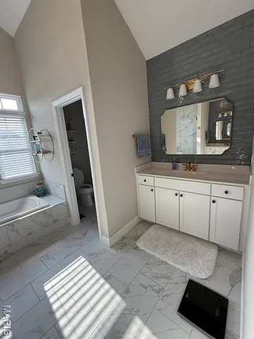 $859,900 | 322 Royal Dornoch Court, Dardenne Prairie, MO 63368