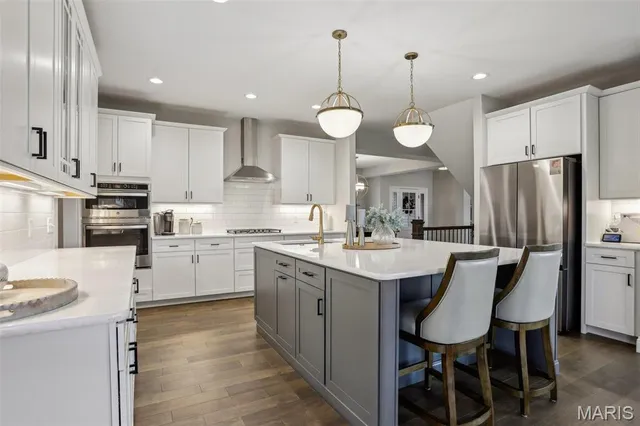 $859,900 | 322 Royal Dornoch Court, Dardenne Prairie, MO 63368