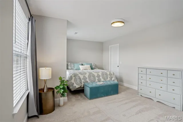 $859,900 | 322 Royal Dornoch Court, Dardenne Prairie, MO 63368