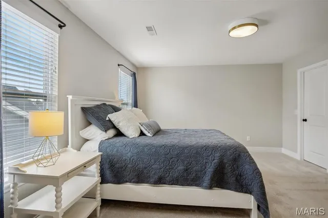 $859,900 | 322 Royal Dornoch Court, Dardenne Prairie, MO 63368