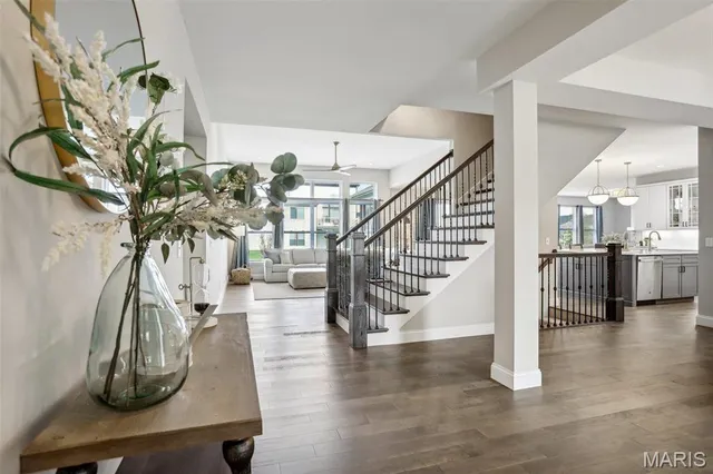 $859,900 | 322 Royal Dornoch Court, Dardenne Prairie, MO 63368