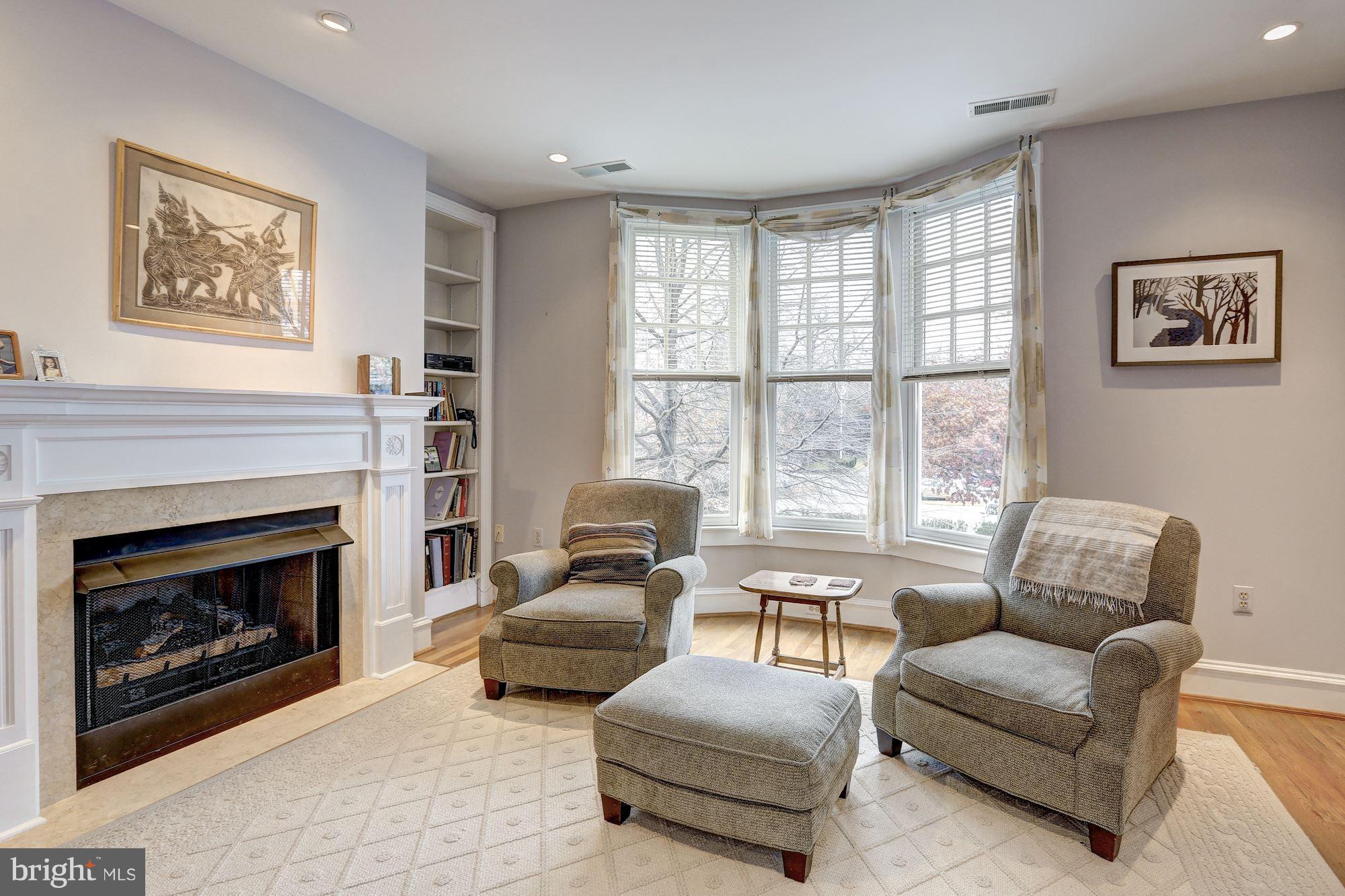 7463 Arlington Road Bethesda, MD 20814 - Photo 18 of 30 Family Room