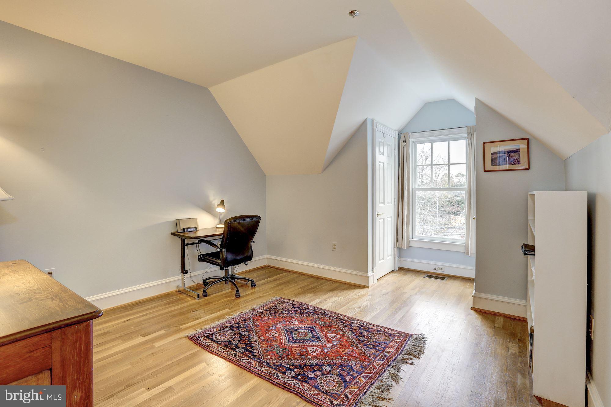 7463 Arlington Road Bethesda, MD 20814 - Photo 19 of 30 Second Upper Level Bedroom 1