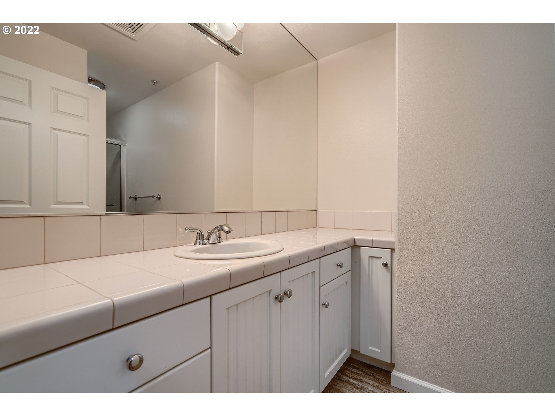 4873 Northwest Promenade Terrace, Unit 121 Portland, OR 97229 - Photo 20 of 31 Gallery Image 20