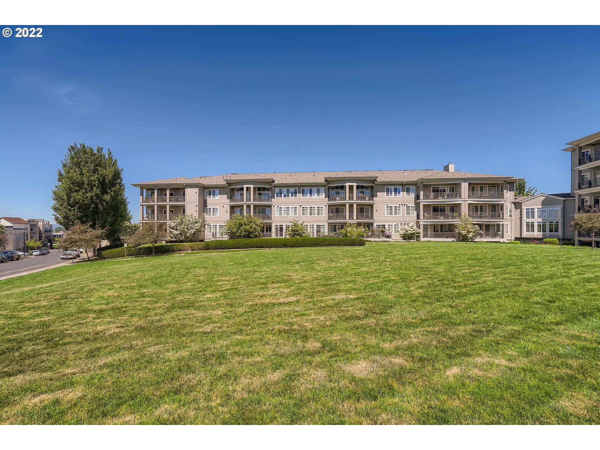 4873 Northwest Promenade Terrace, Unit 121 Portland, OR 97229 - Photo 27 of 31 Gallery Image 27