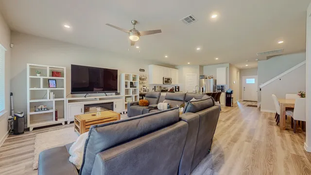 $339,675 | 6690 Highpoint Avenue, Beaumont, TX 77708