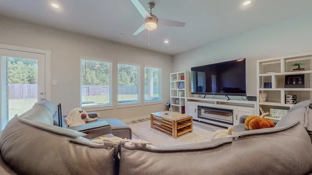 $339,675 | 6690 Highpoint Avenue, Beaumont, TX 77708