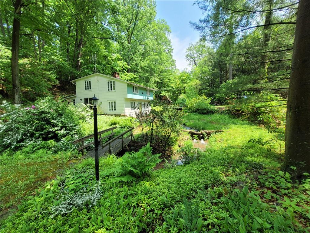 1077 Autumn Leaves Road Ligonier, PA 15658 - Photo 2 of 19 Gallery Image 2