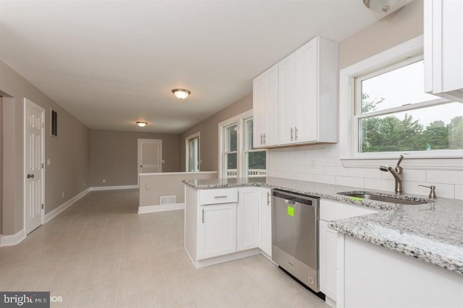 1682 Joffre Road Forked River, NJ 08731 - Photo 8 of 25 Gallery Image 8