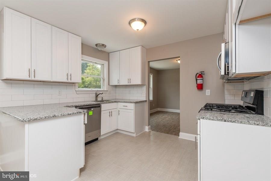 1682 Joffre Road Forked River, NJ 08731 - Photo 10 of 25 Gallery Image 10