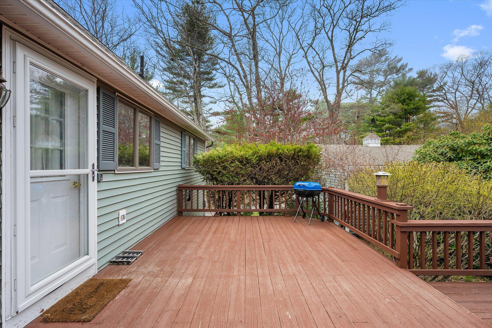 31 Hidden Lane Bremen, ME 04551 - Photo 13 of 54 outdoor_deck_view_side