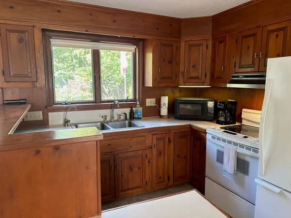 $645,000 | 31 Hidden Lane, Bremen, ME 04551