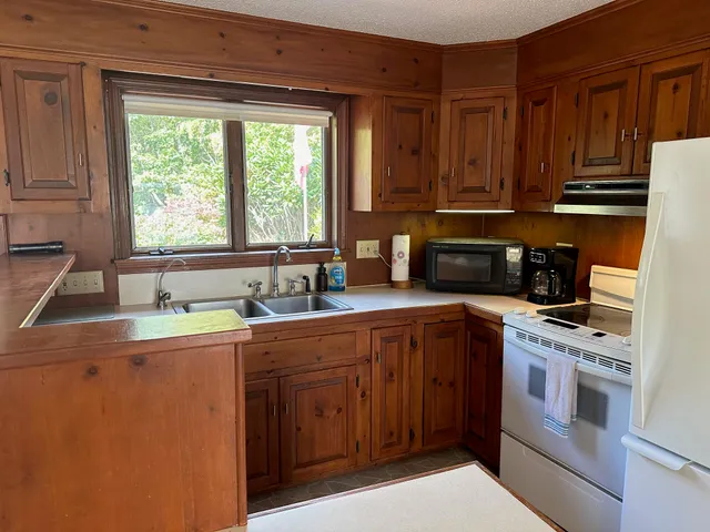 $645,000 | 31 Hidden Lane, Bremen, ME 04551