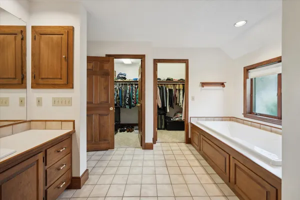 $645,000 | 31 Hidden Lane, Bremen, ME 04551