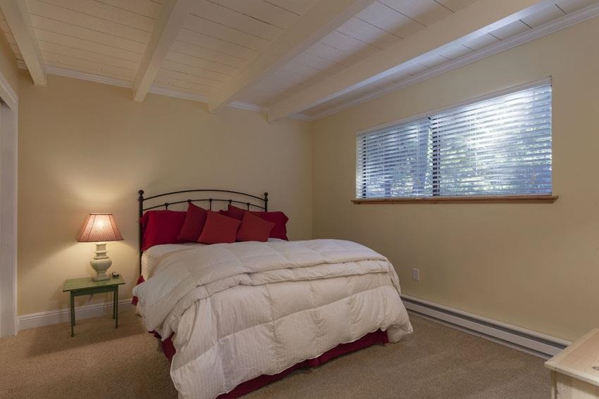 14615 Red Mountain Road Truckee, CA 96161 - Photo 9 of 14 Gallery Image 9