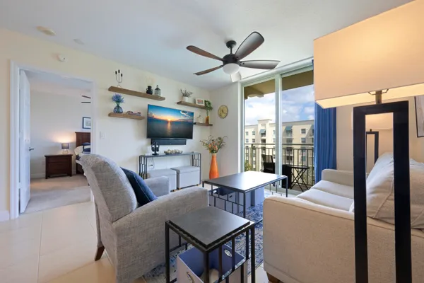 $2,750 | 610 Clematis Street, Unit 729, West Palm Beach, FL 33401