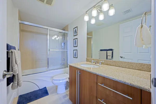 $2,750 | 610 Clematis Street, Unit 729, West Palm Beach, FL 33401