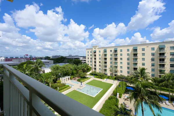 $2,750 | 610 Clematis Street, Unit 729, West Palm Beach, FL 33401