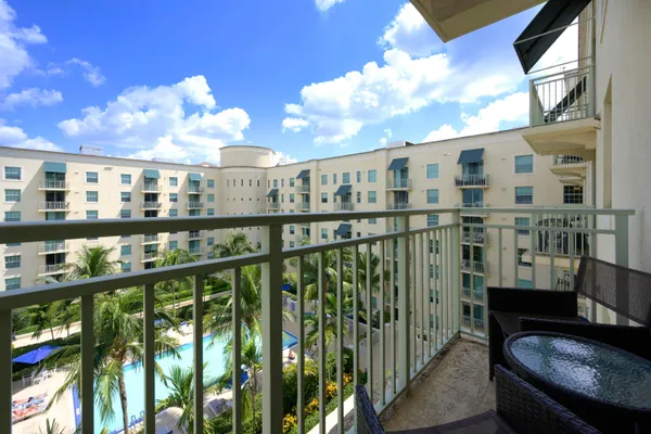$2,750 | 610 Clematis Street, Unit 729, West Palm Beach, FL 33401
