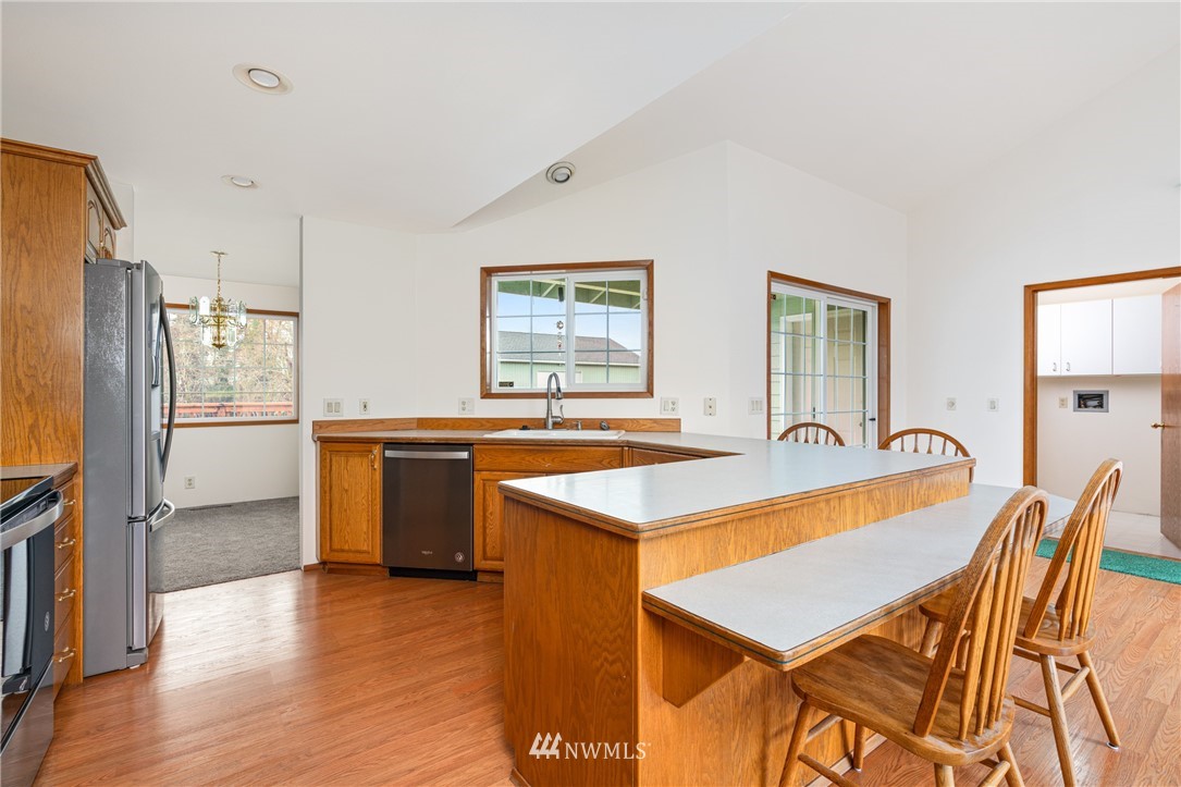 15 Goldau Road Raymond, WA 98577 - Photo 6 of 38 Gallery Image 6