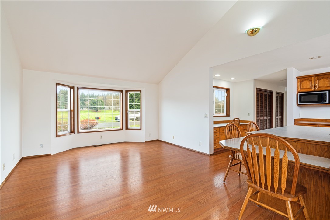 15 Goldau Road Raymond, WA 98577 - Photo 7 of 38 Gallery Image 7