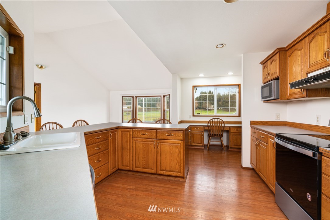15 Goldau Road Raymond, WA 98577 - Photo 9 of 38 Gallery Image 9