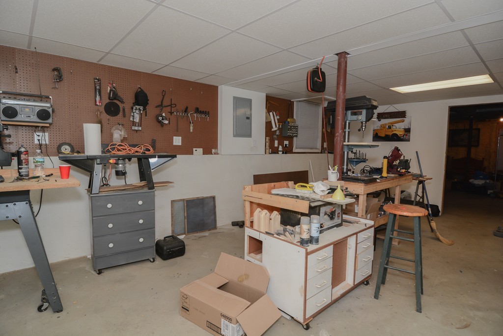8 Blackburn Road, Unit 8 Windham, NH 03087 - Photo 20 of 26