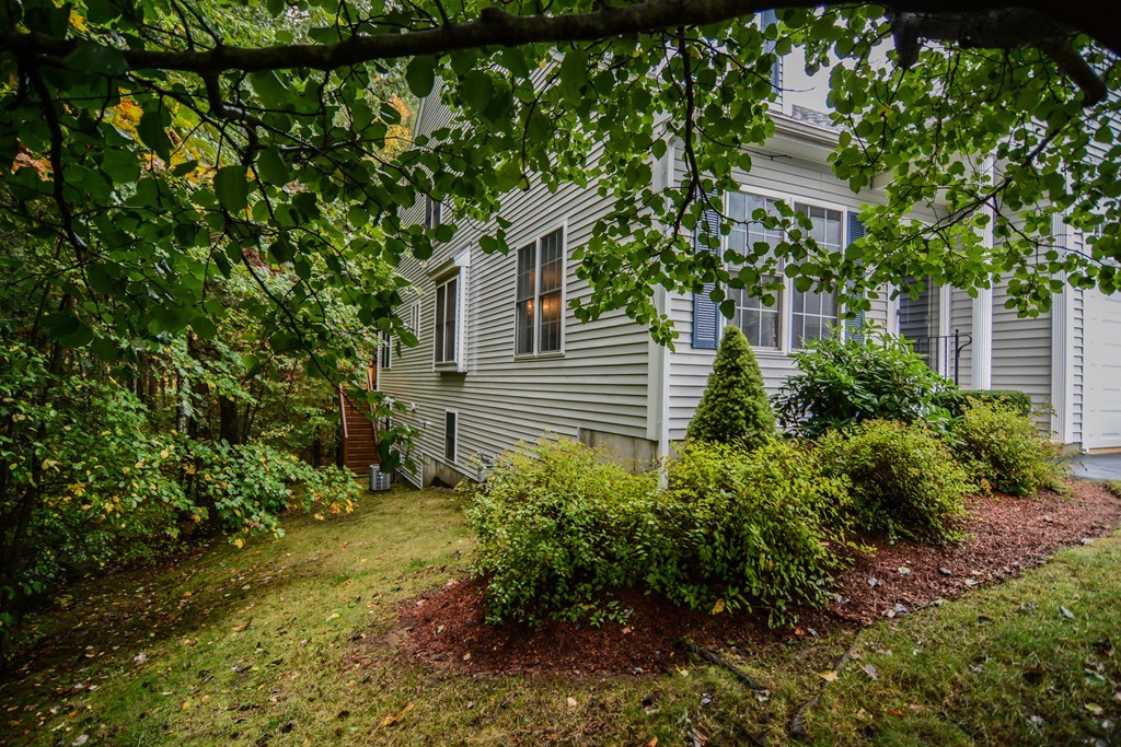 8 Blackburn Road, Unit 8 Windham, NH 03087 - Photo 25 of 26