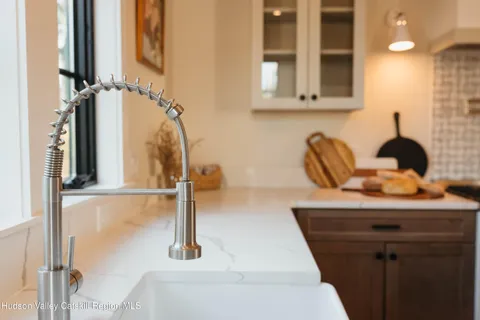 $799,000 | 139 Highland Avenue, Kingston, NY 12401