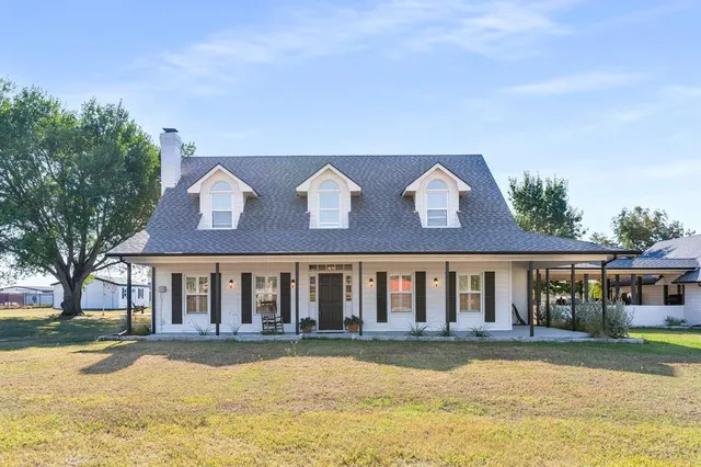 $899,000 | 10638 County Road 1016, Burleson, TX 76028