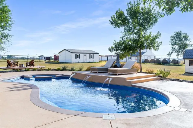 $899,000 | 10638 County Road 1016, Burleson, TX 76028