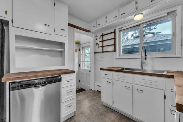 $425,000 | 260 Mason Avenue, Ann Arbor, MI 48103