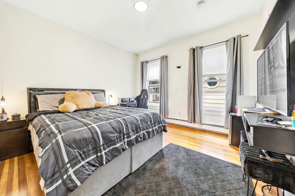 32 Irwin Street Winthrop, MA 02152 - Photo 9 of 38