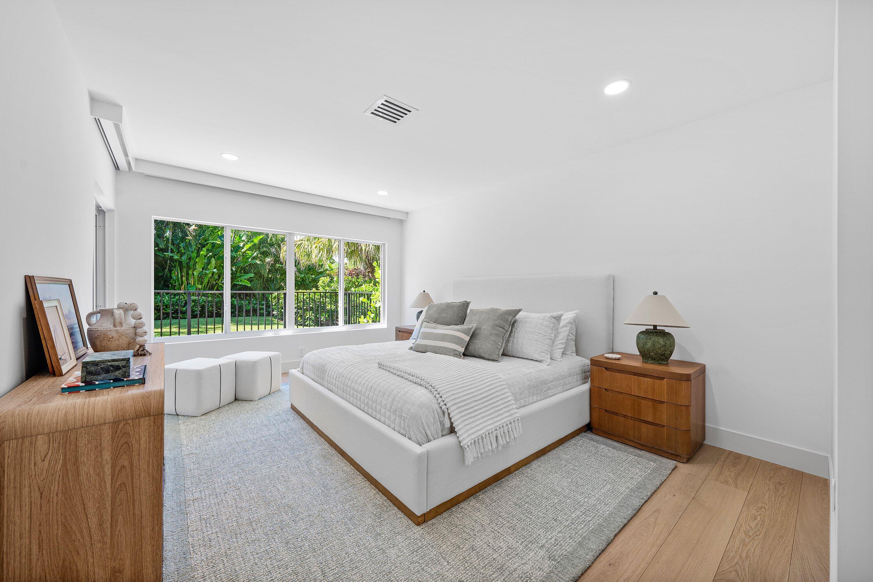 16 Little Pond Road Manalapan, FL 33462 - Photo 18 of 30 070-16LittlePondRoad-Manalapan-FL-33462-