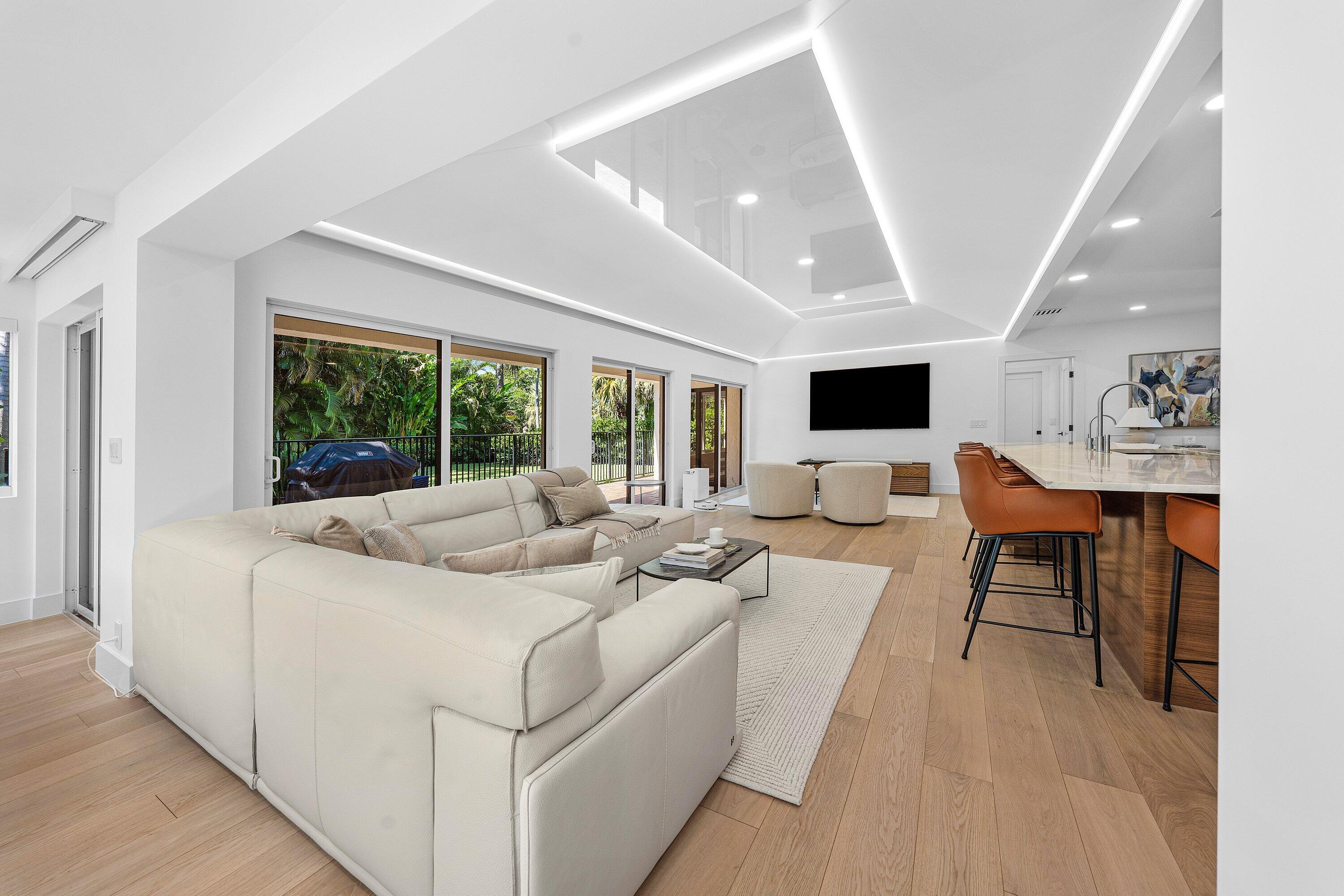 16 Little Pond Road Manalapan, FL 33462 - Photo 10 of 30 066-16LittlePondRoad-Manalapan-FL-33462-