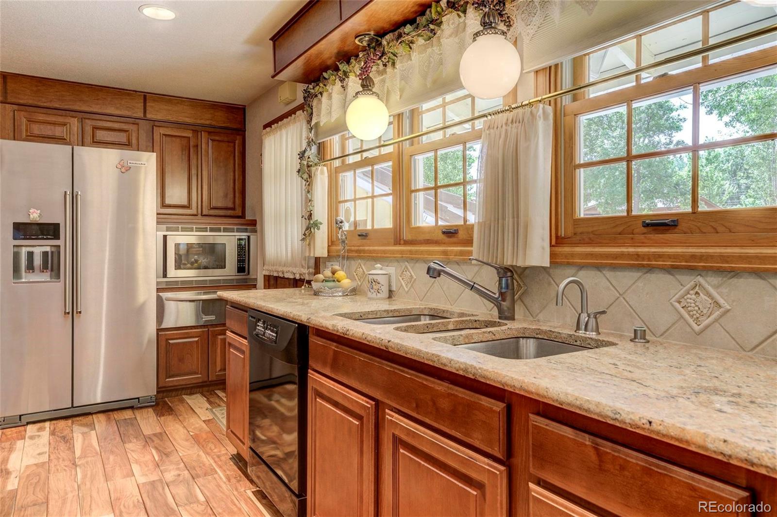 14485 Garden Road Golden, CO 80401 - Photo 7 of 34 Gallery Image 7