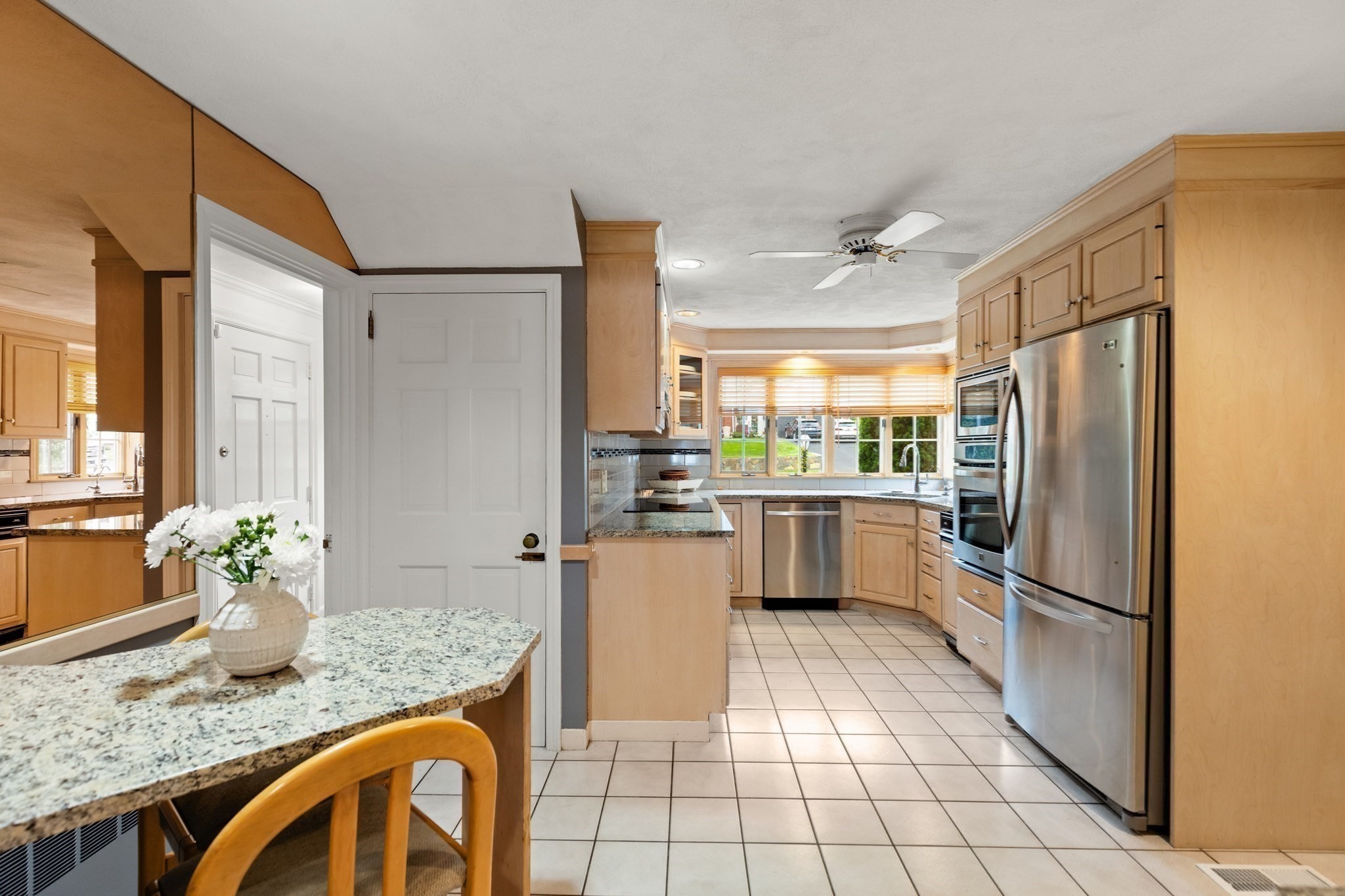 48 Locksley Road Lynnfield, MA 01940 - Photo 12 of 36 Gallery Image 12