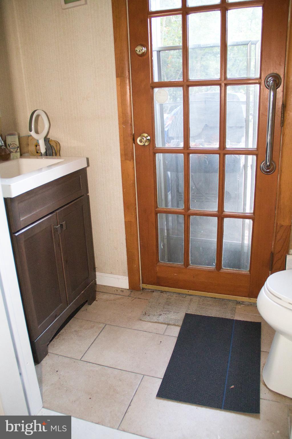 3024 Edmonds Road Lafayette Hill, PA 19444 - Photo 8 of 17